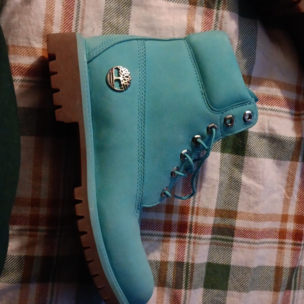 Timberland - Picture 2 of 8